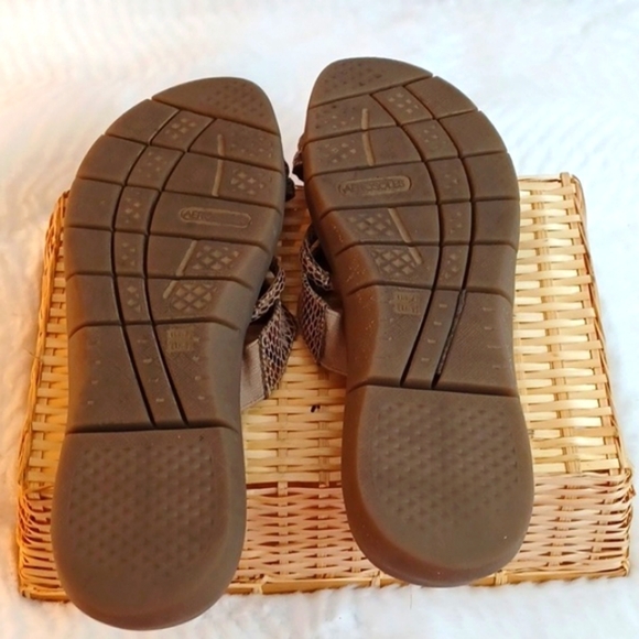 Aresoles Woman'sSnake Skin  Tan & Brown Comfort Sandals 7.5 M‎ - Picture 8 of 10